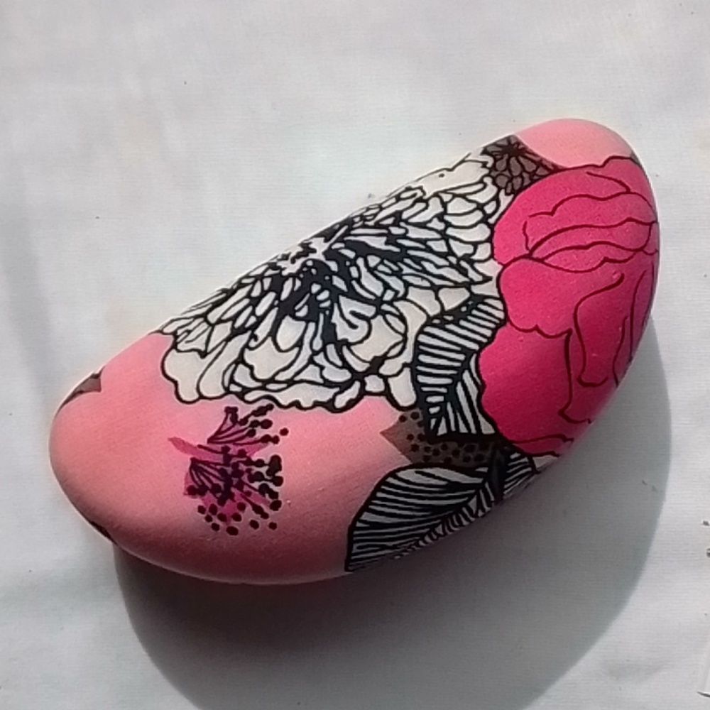 Vera Bradley Clamshell glasses Case - Picture 5 of 5